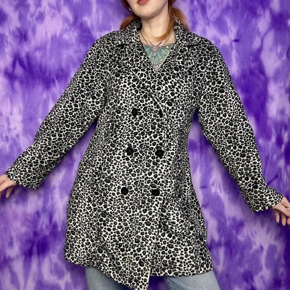 VTG y2k Leopard print grey and black furry trench coat - Picture 2 of 5